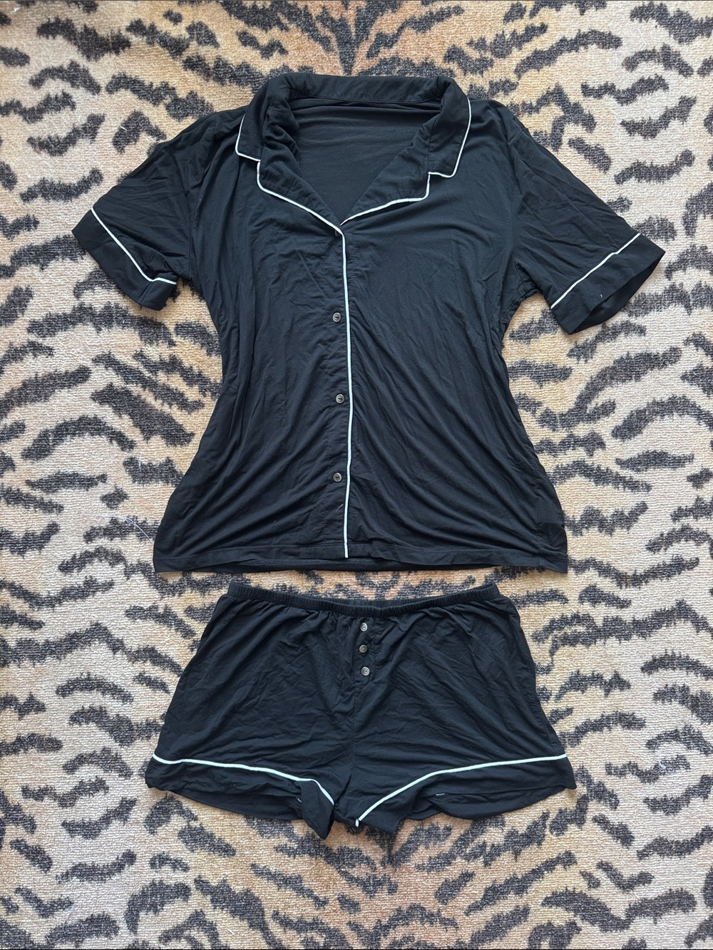 Gap Black Short-Sleeve Pajama Set with White Piping